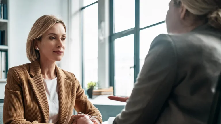 formation assistante sociale